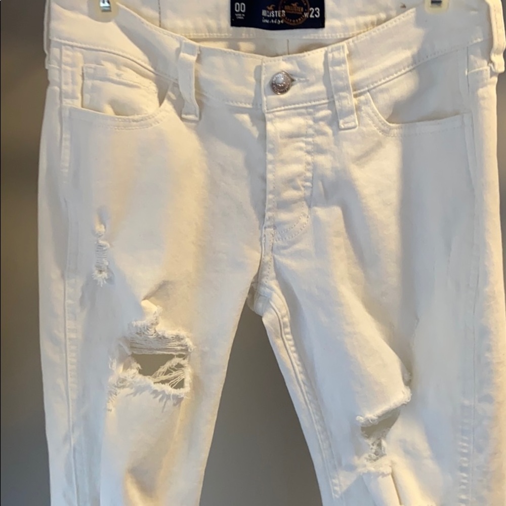 White Hollister jeans